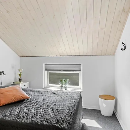 Holiday home Beautiful In With 4 Bedrooms, Wifi And Indoor Swimming Pool